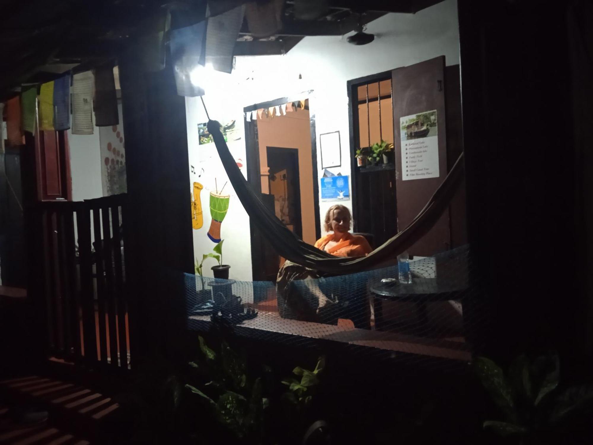 Hotel The Blues Alappuzha Exterior foto